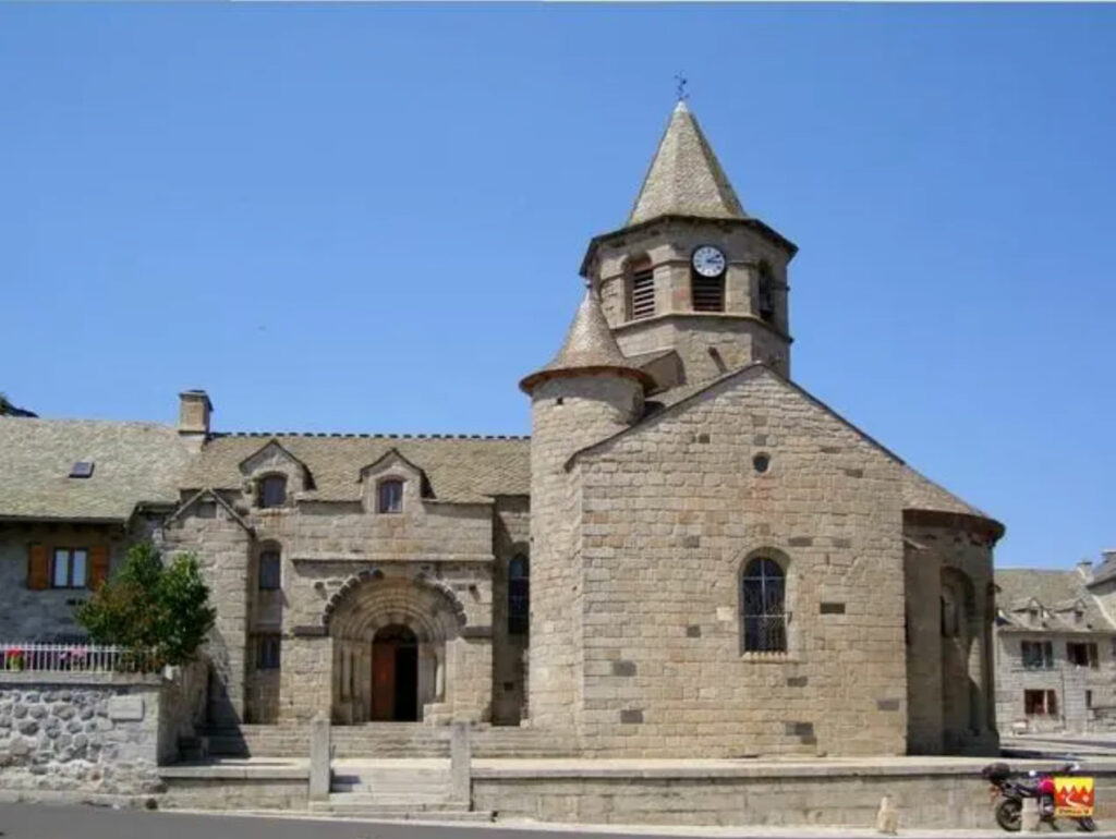 église de Nasbinals